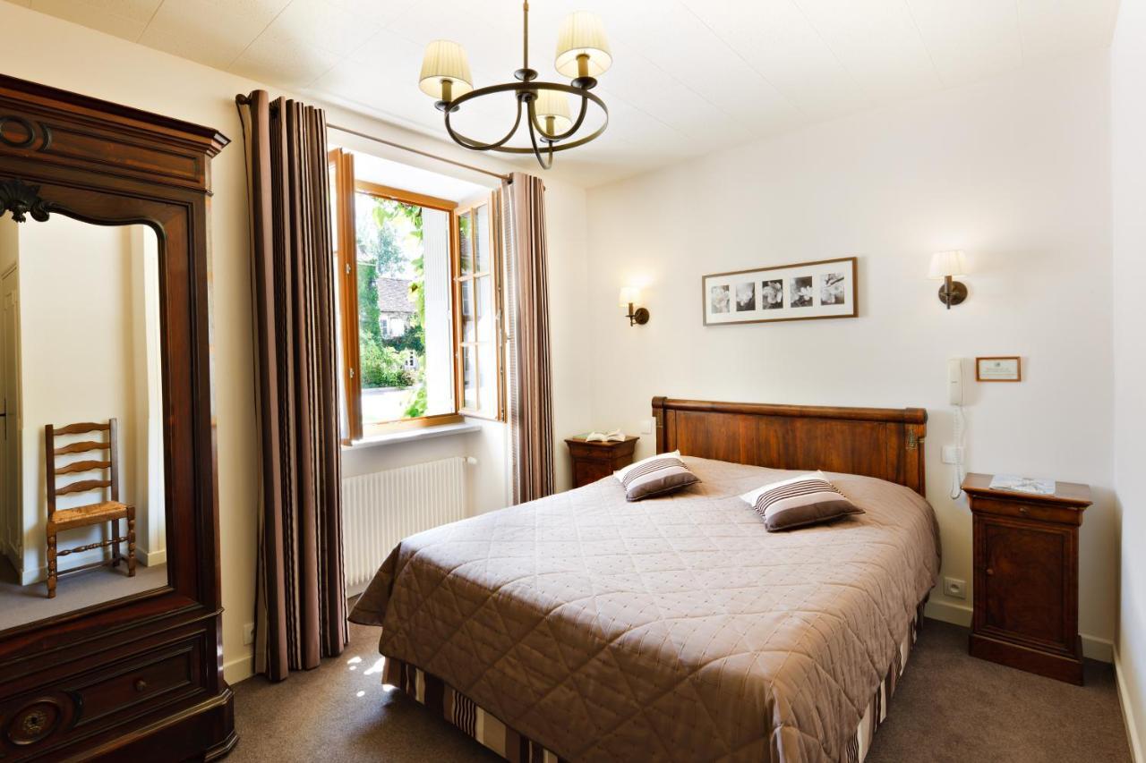 Le Parc De L'Hostellerie Levernois Room photo